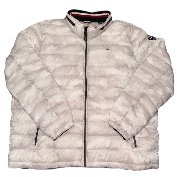 Tommy Hilfiger XXL Puffer Jacket Winter Camo White Snow Ski Snowboard EUC